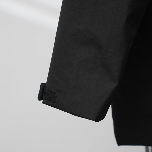 MLB Yankees Black Fur Collar Hooded Down Jacket - Picture 4 of 9